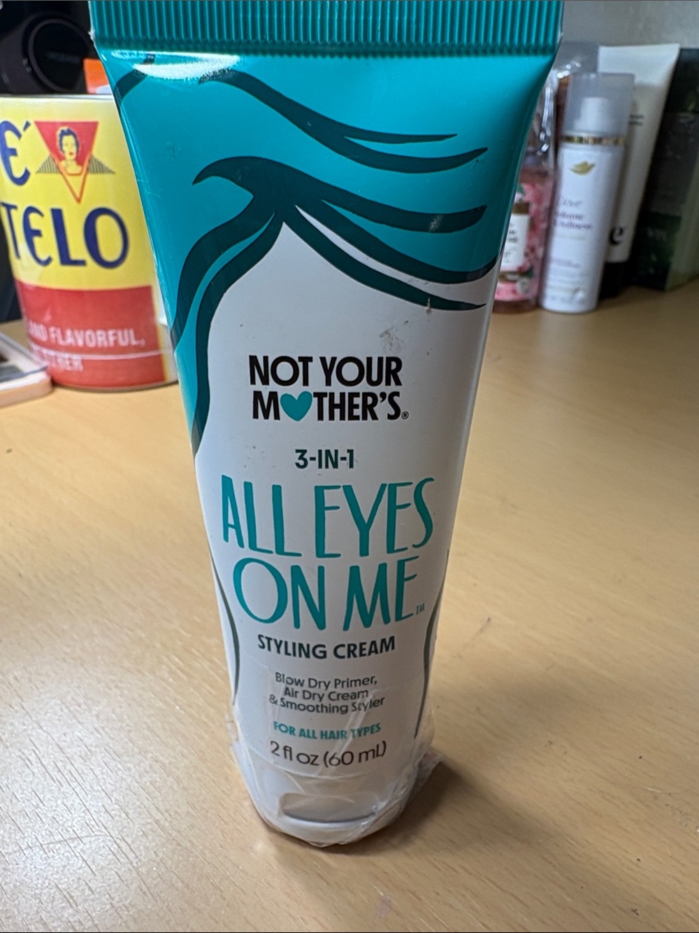 Not Your Mother's All Eyes On Me Styling Cream - Teal/White